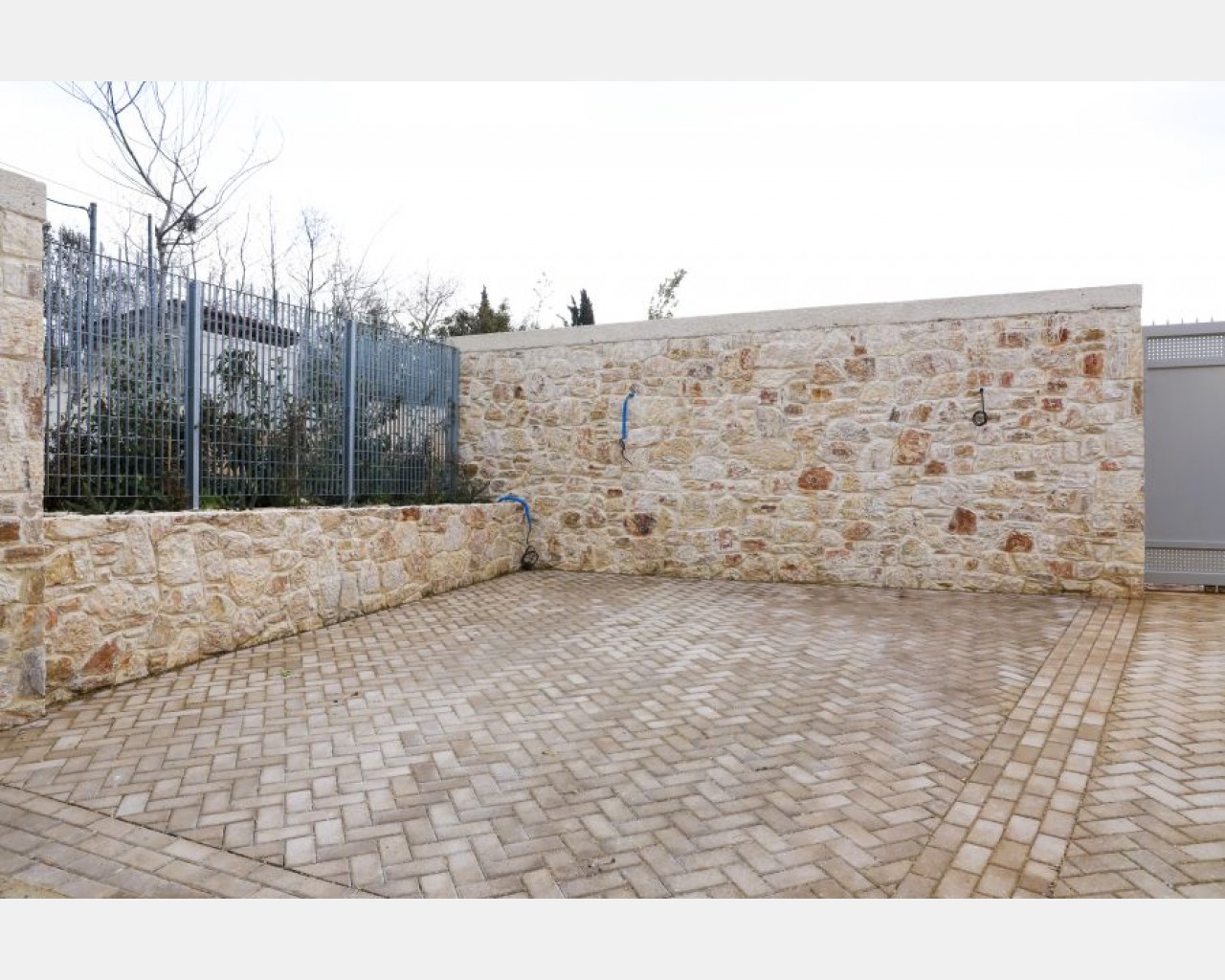 Περίφραξη Κατοικίας στο Καπανδρίτι