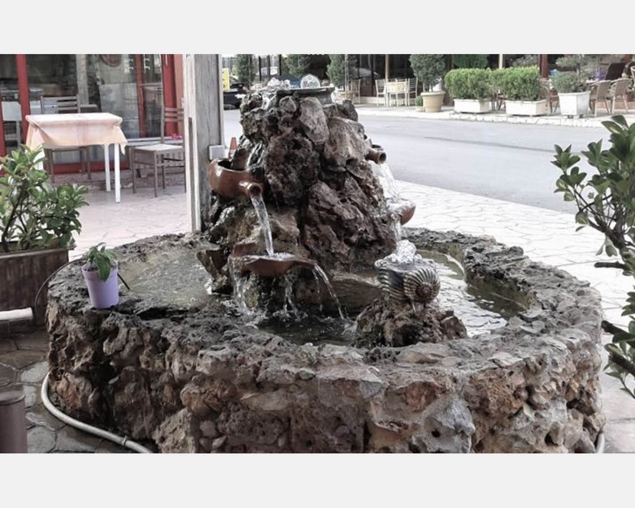 Συντριβάνια