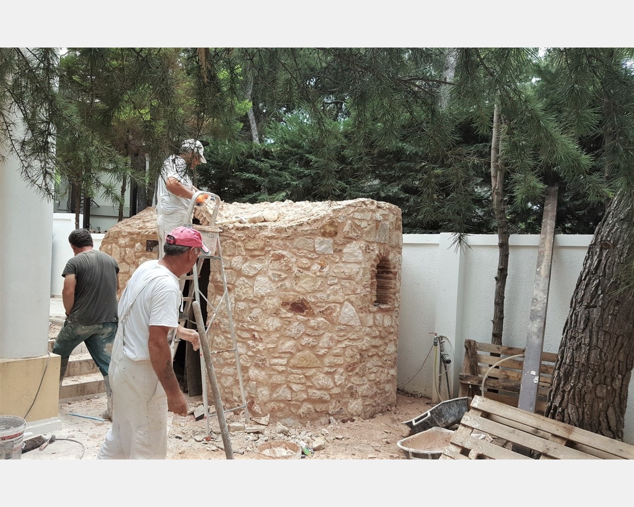 Κατασκευή ιερών ναών και εκκλησιών. Ειδικές τιμές -30%
