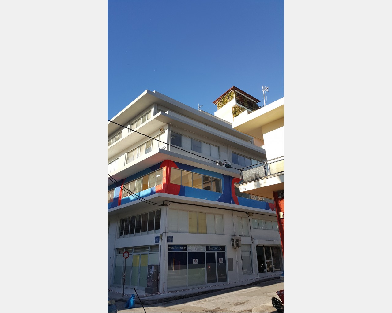 Ανακαίνιση Επαγγελματικού Κτηρίου