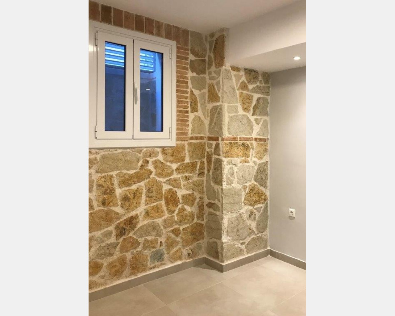 Ολική ανακαίνιση διαμερίσματος Κυψέλη