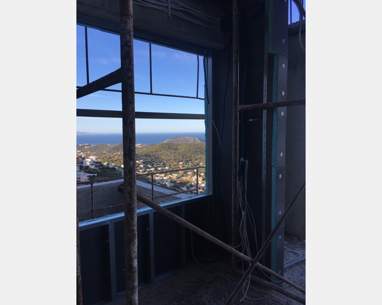 Κατασκευή τουριστικών καταλυμάτων στην Σαρωνίδα