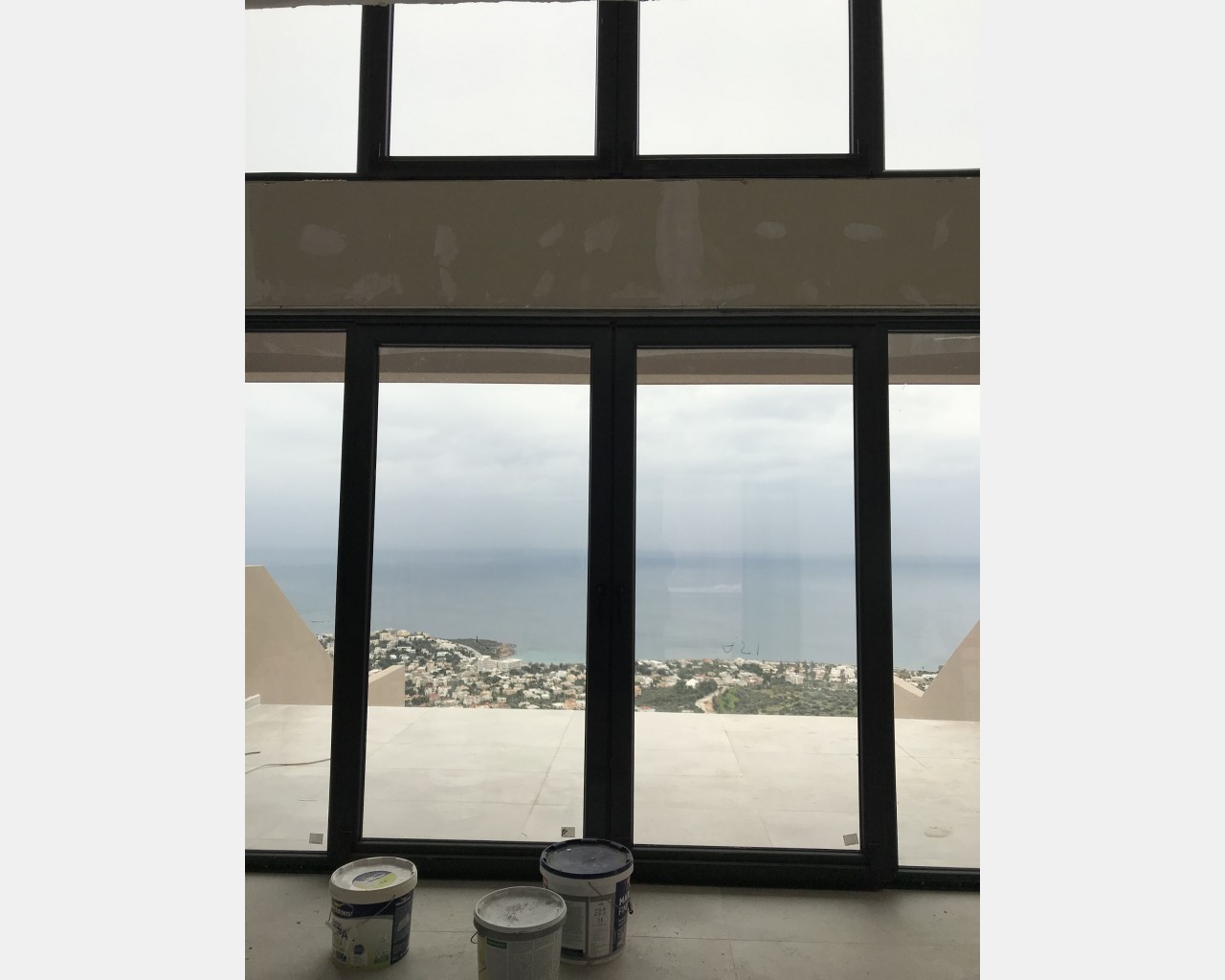 Κατασκευή τουριστικών καταλυμάτων στην Σαρωνίδα